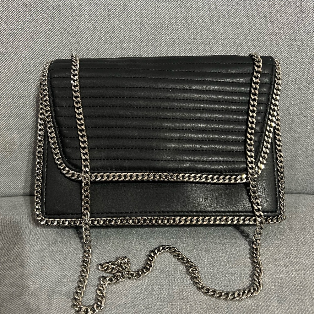 Black Quilted Chain Shoulder Bag